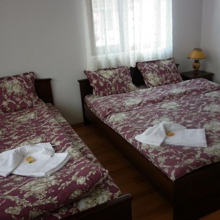Guest House Mavrudieva Koprivstica Kültér fotó