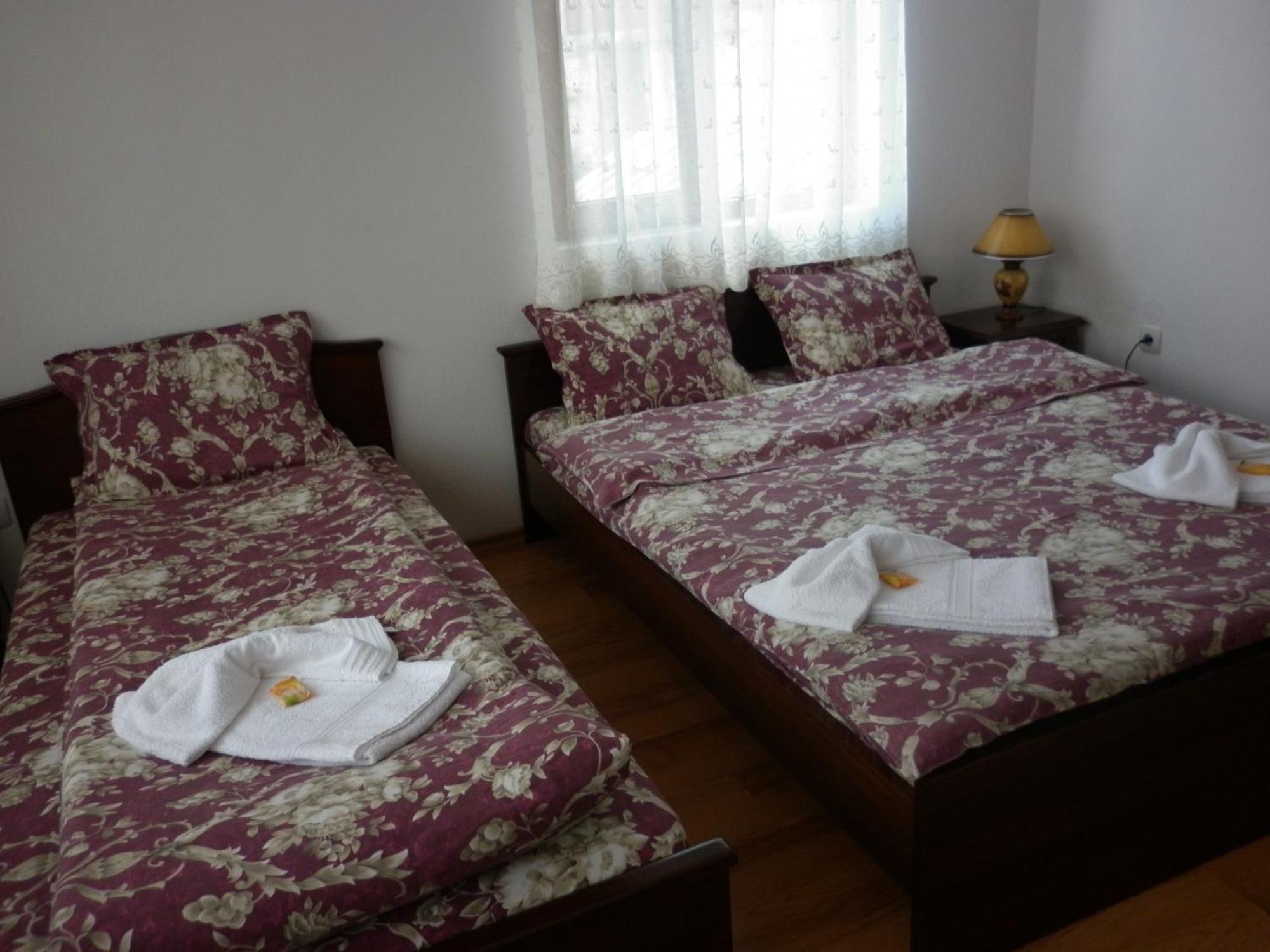Guest House Mavrudieva Koprivstica Kültér fotó