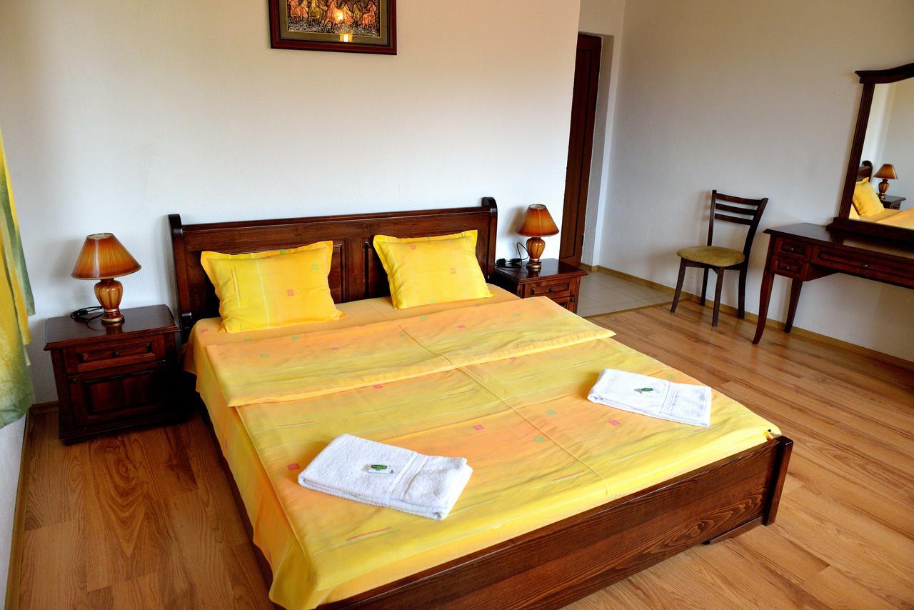 Guest House Mavrudieva Koprivstica Kültér fotó