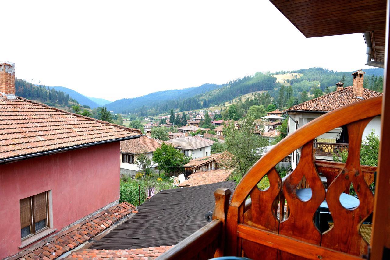 Guest House Mavrudieva Koprivstica Kültér fotó